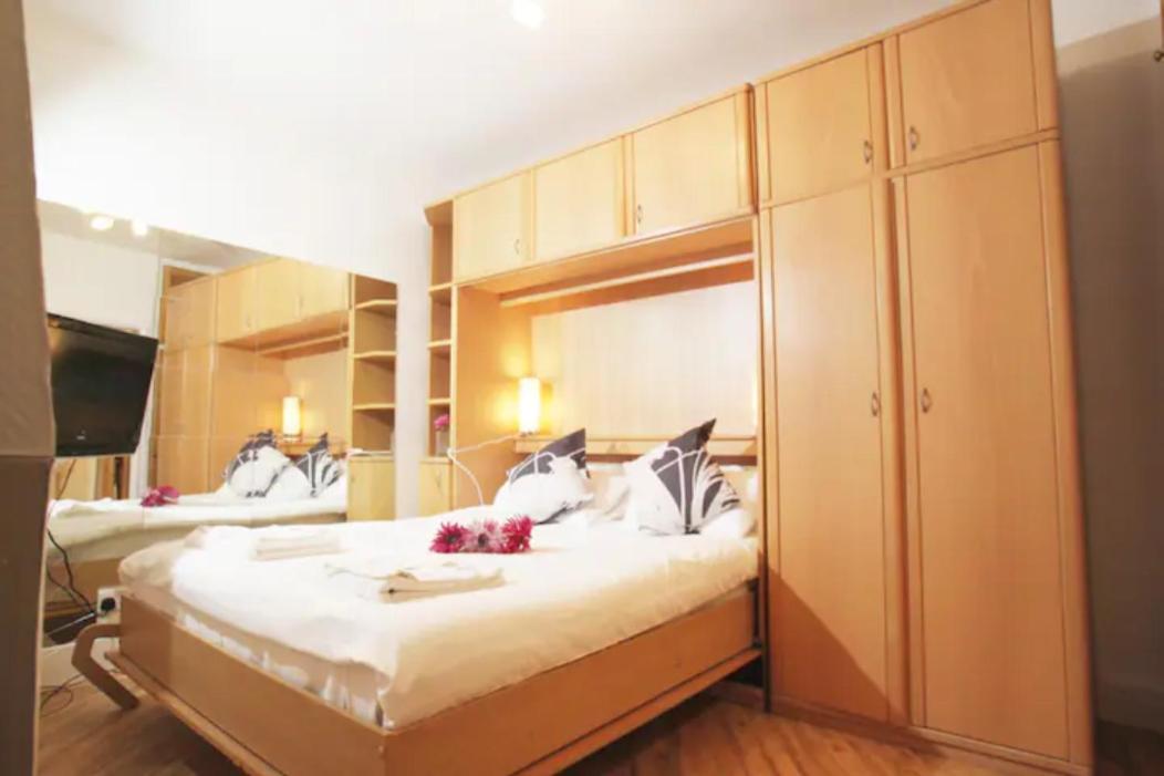 Apartasuites London Emerald Exterior photo